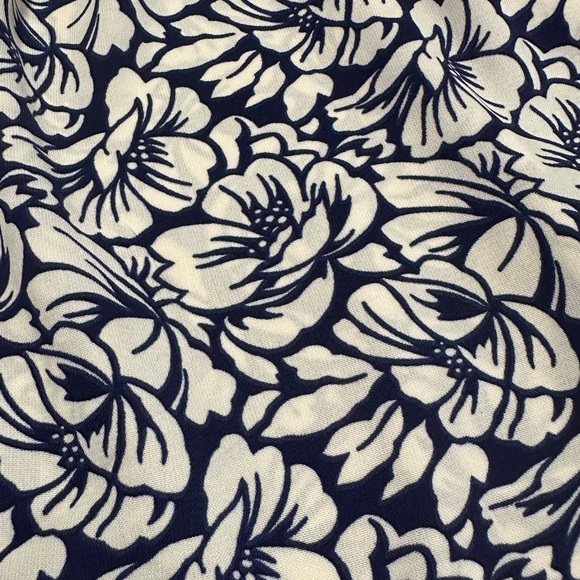 Ivory and Navy Floral Romper - Picture 5 of 5